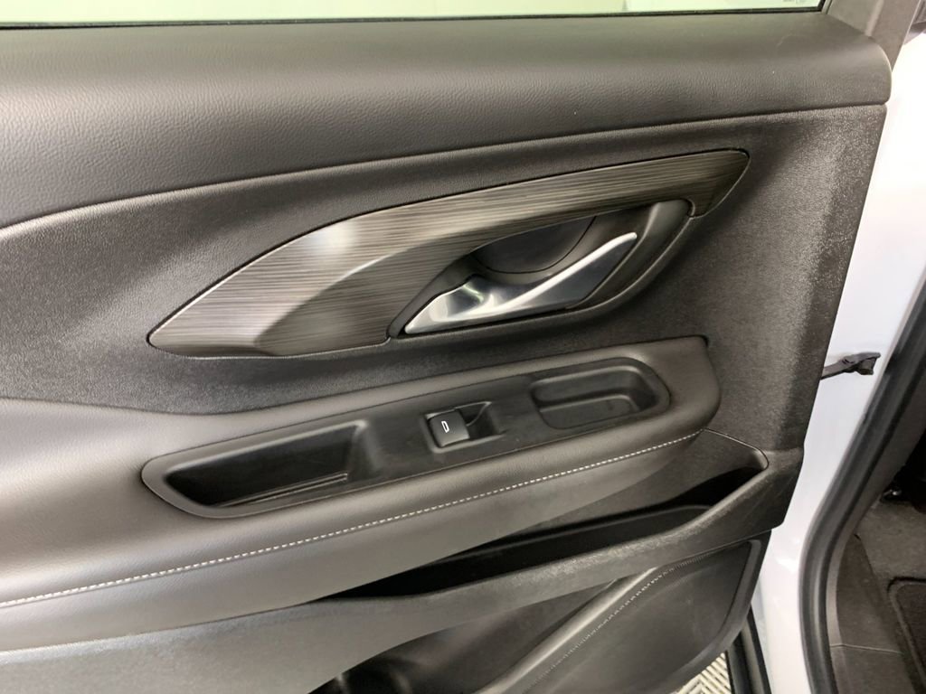 Used 2022 GMC Terrain SLE w/ Fleet Convenience Package FWD image 29
