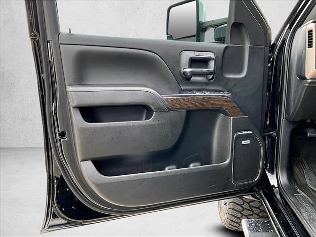 Used 2018 GMC Sierra 2500 Denali w/ Duramax Plus Package image 18