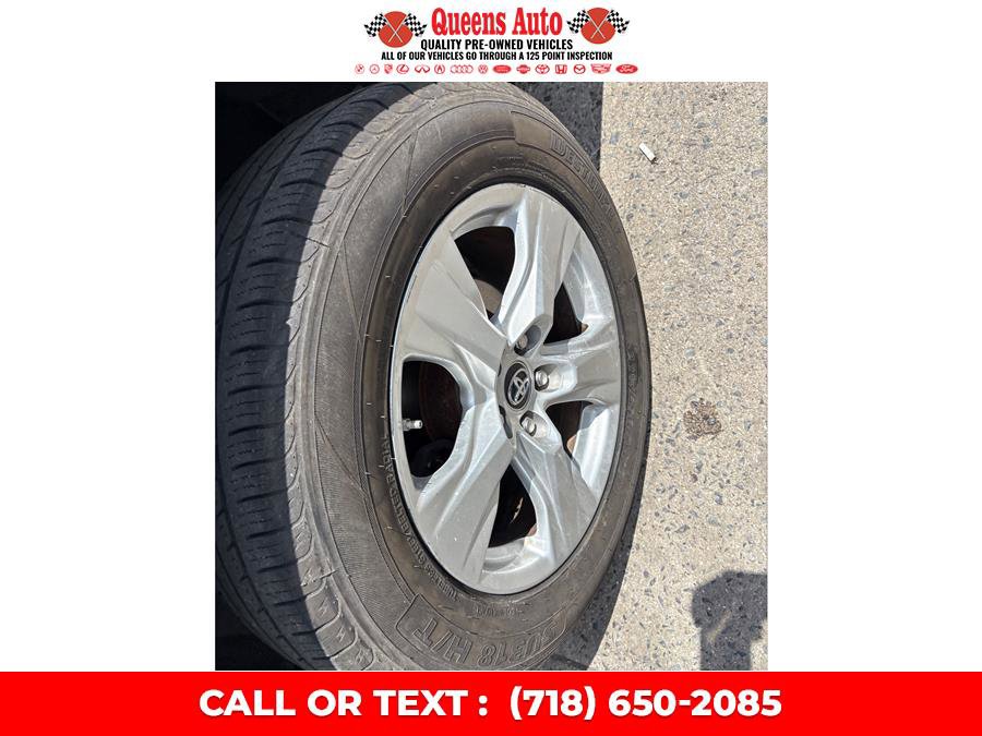 Used 2019 Toyota RAV4 XLE w/ All Weather Liner Package AWD/4WD image 30