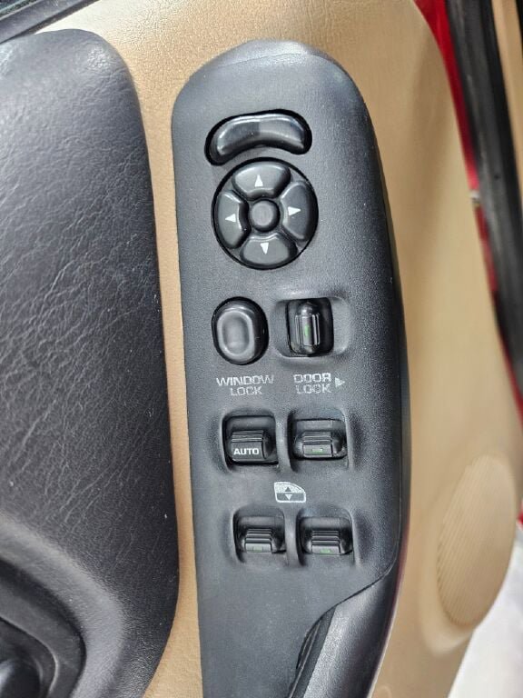 Used 1999 Jeep Cherokee Sport AWD/4WD image 27
