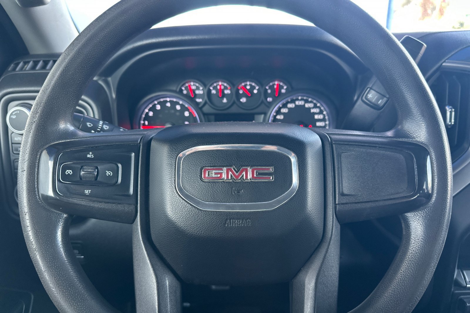 Used 2019 GMC Sierra 1500 4x4 Crew Cab w/ Trailering Package image 27