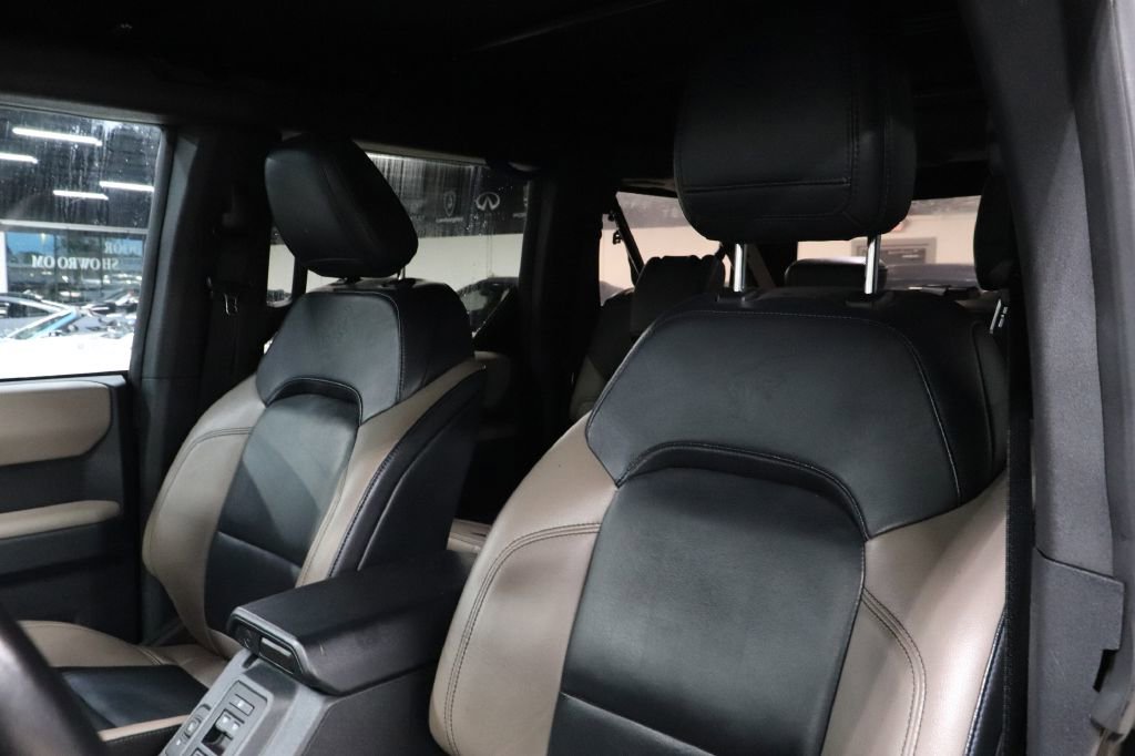 Used 2022 Ford Bronco Wildtrak image 11