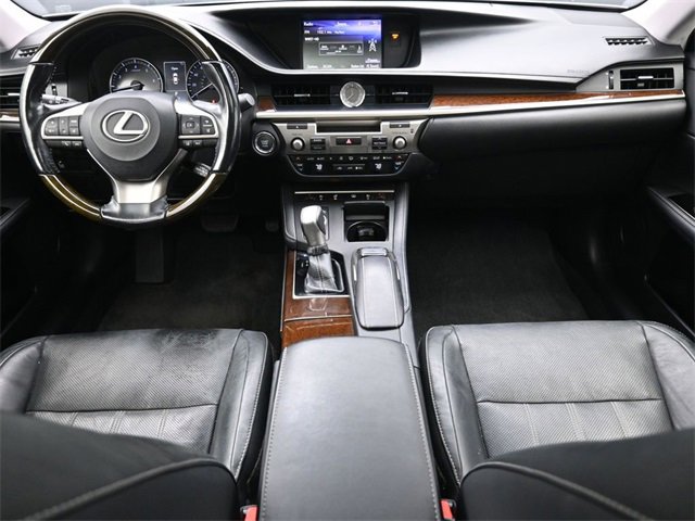 Used 2017 Lexus ES 350 w/ Luxury Package image 9