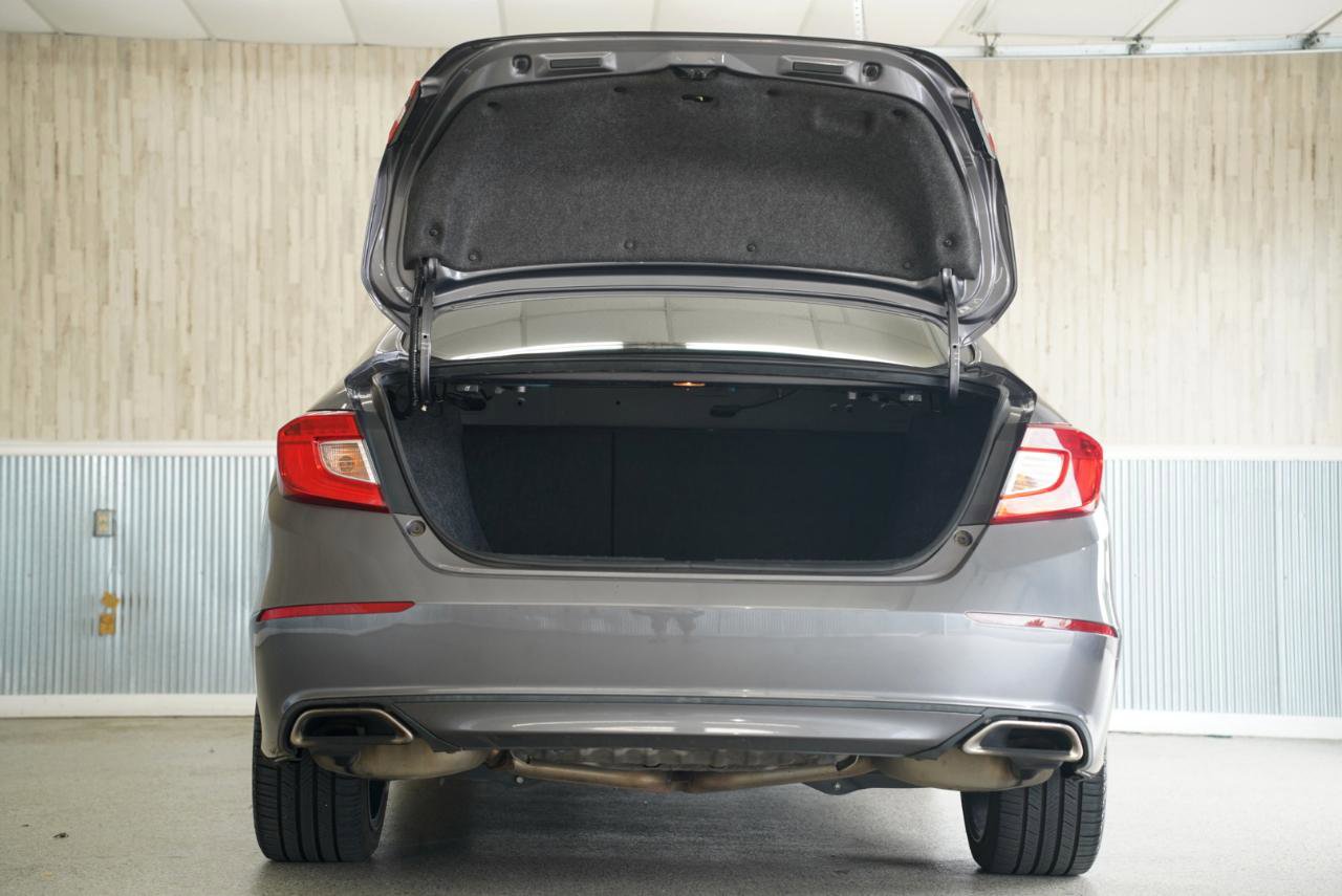 Used 2018 Honda Accord Sport image 40