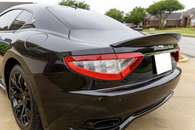 Used 2011 Maserati GranTurismo S RWD image 86