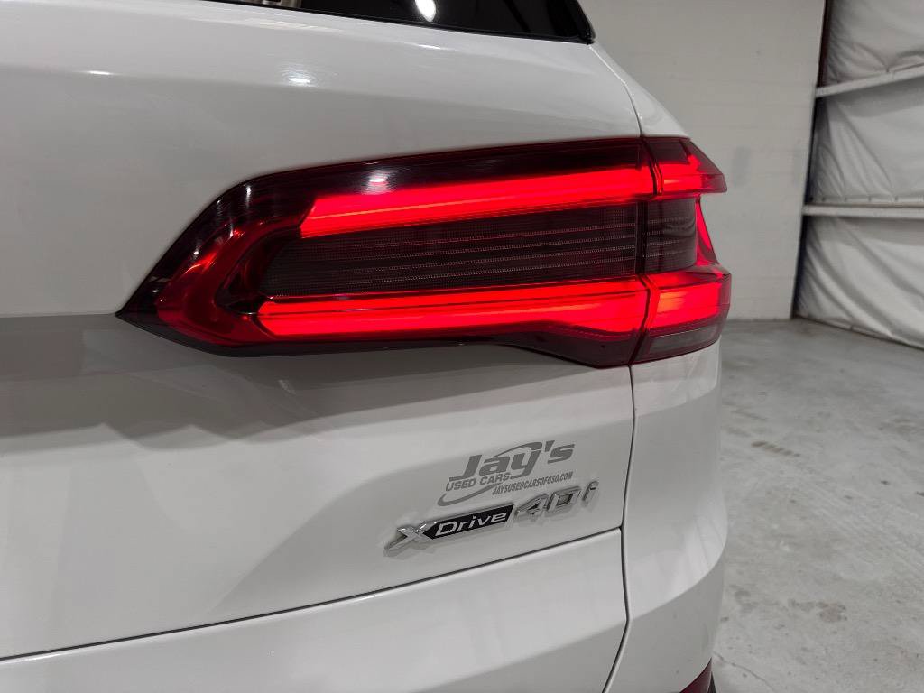 Used 2019 BMW X5 xDrive40i w/ Premium Package 2 AWD/4WD image 78