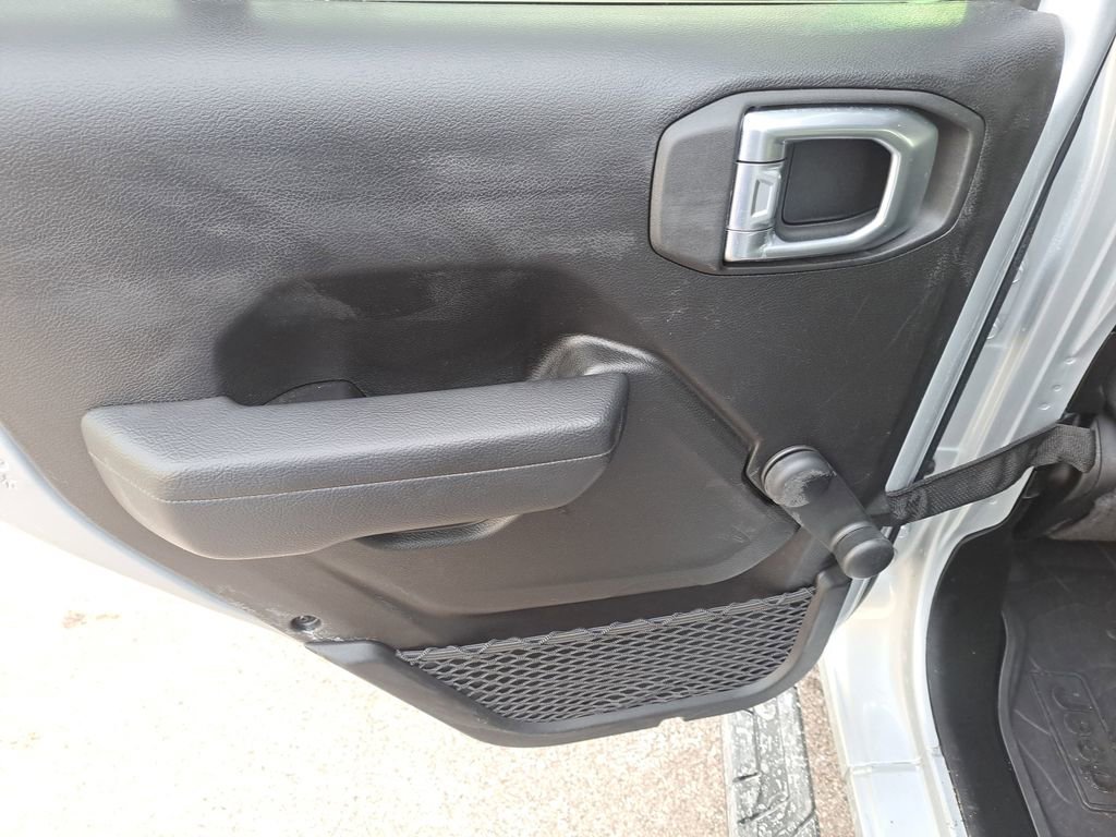 Used 2024 Jeep Wrangler Sport image 14