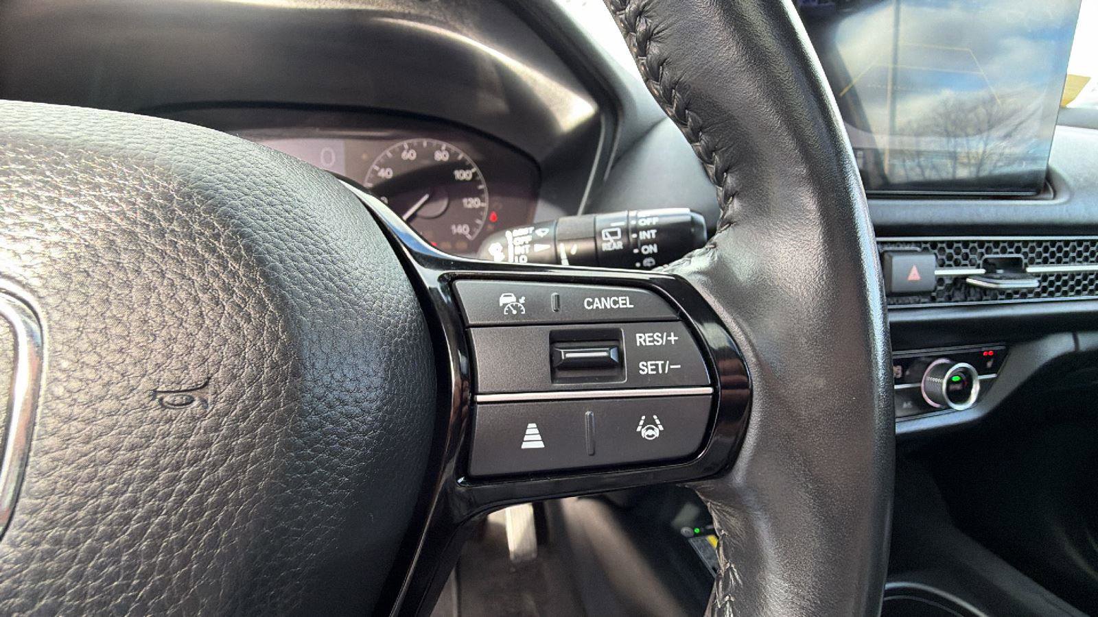 Used 2024 Honda HR-V EX-L image 13