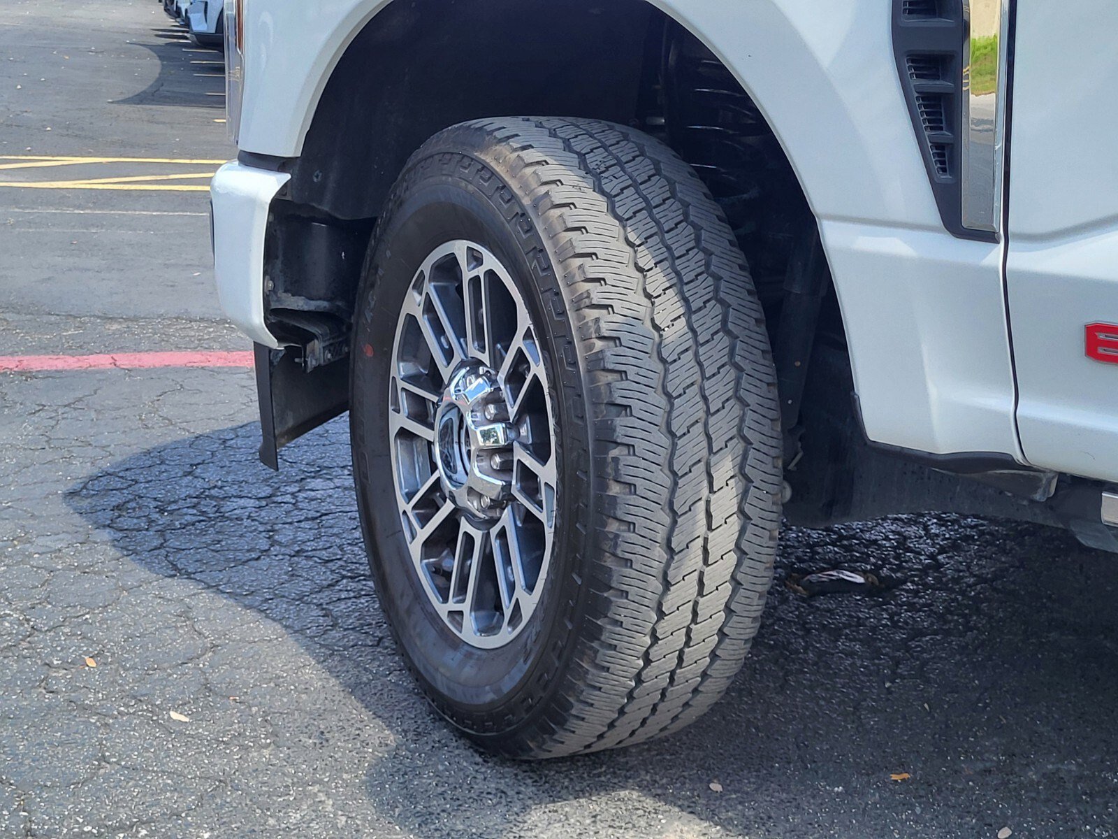 Certified 2026 Ford F350 Platinum w/ Platinum Plus Package AWD/4WD image 36