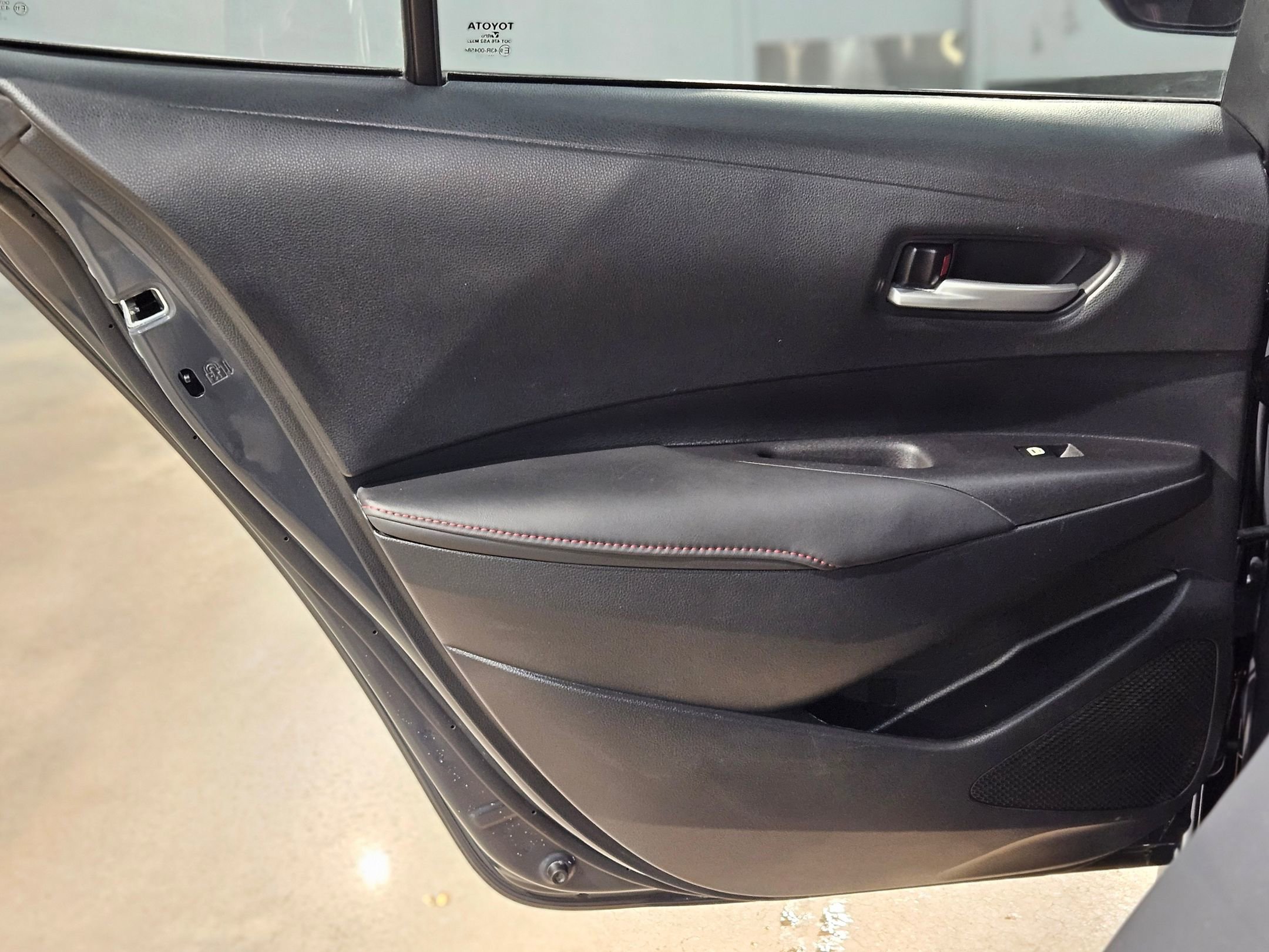 Certified 2024 Toyota Corolla SE image 32