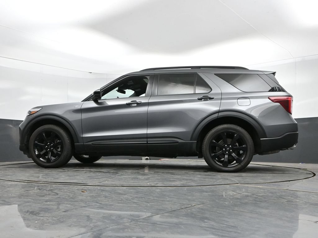 Used 2023 Ford Explorer ST-Line w/ Class IV Trailer Tow Package AWD/4WD image 45