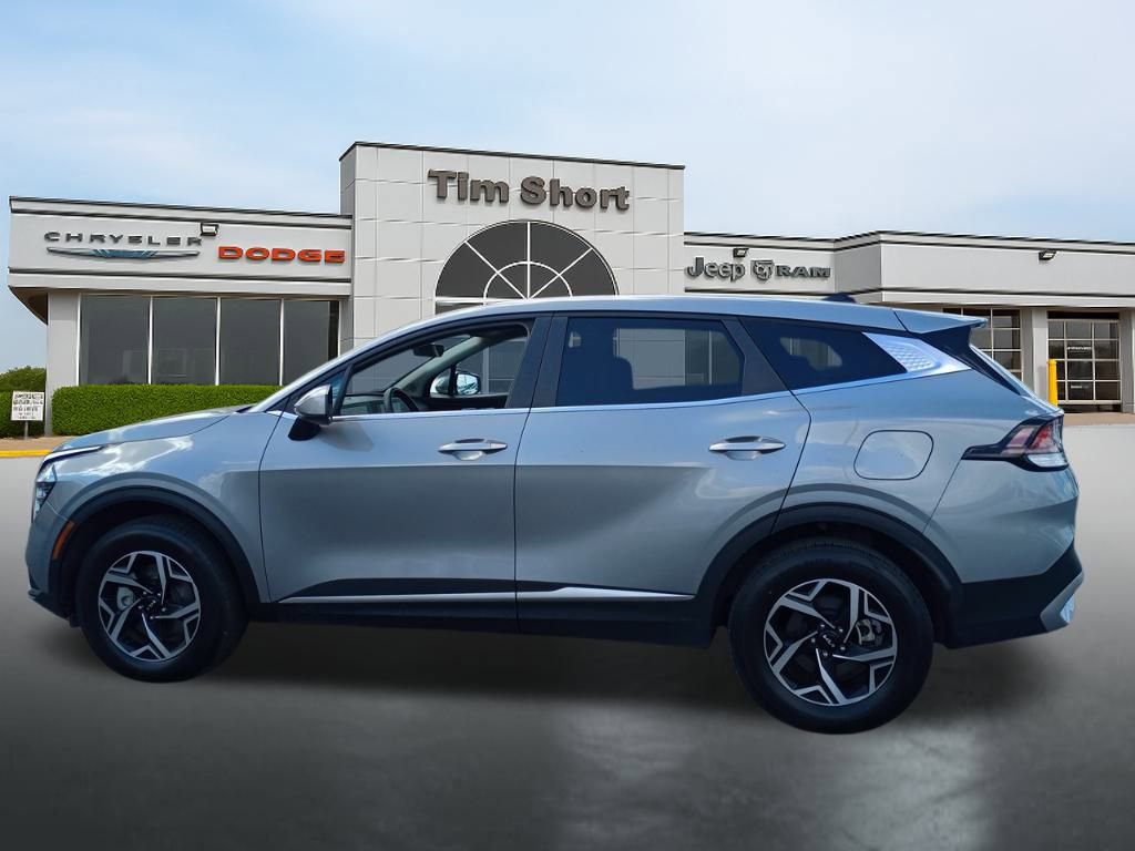 Used 2024 Kia Sportage LX image 10