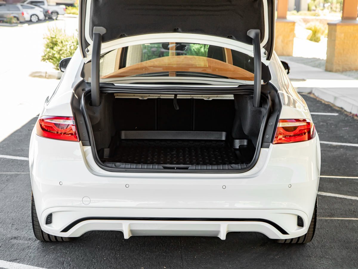 New 2024 Jaguar XF R-Dynamic SE image 21