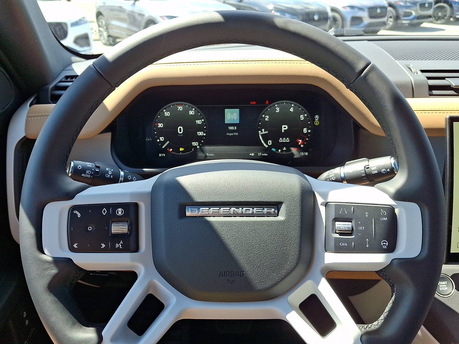 Used 2026 Land Rover Defender 110 X-Dynamic SE AWD/4WD image 17