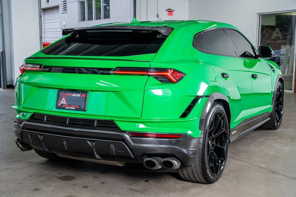 Used 2023 Lamborghini Urus Performante image 6