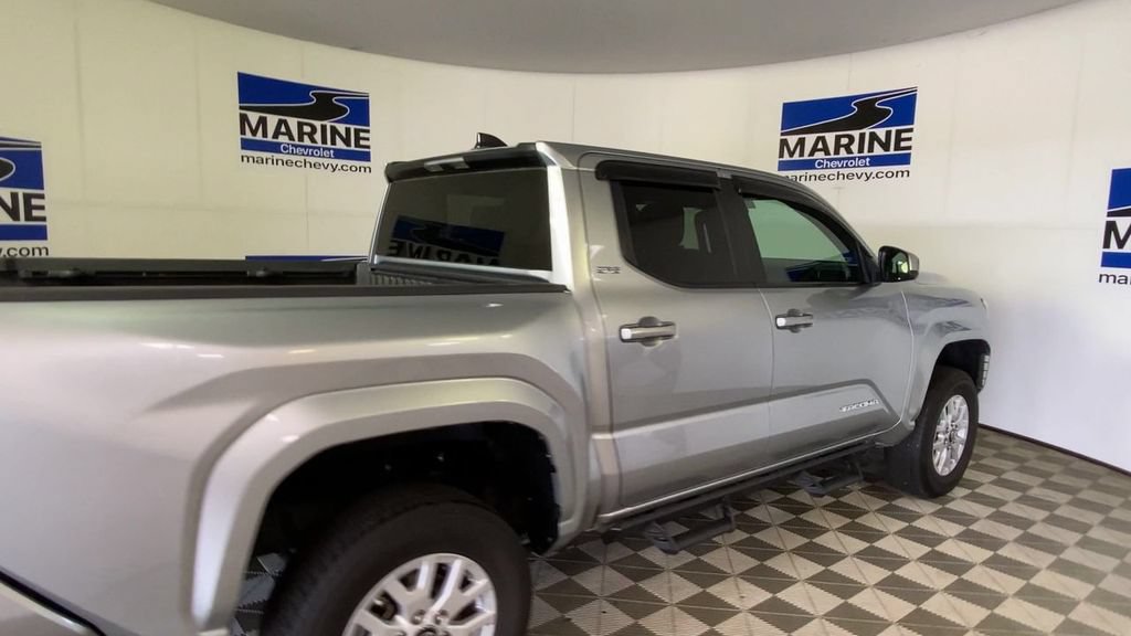 Used 2024 Toyota Tacoma SR5 AWD/4WD image 2