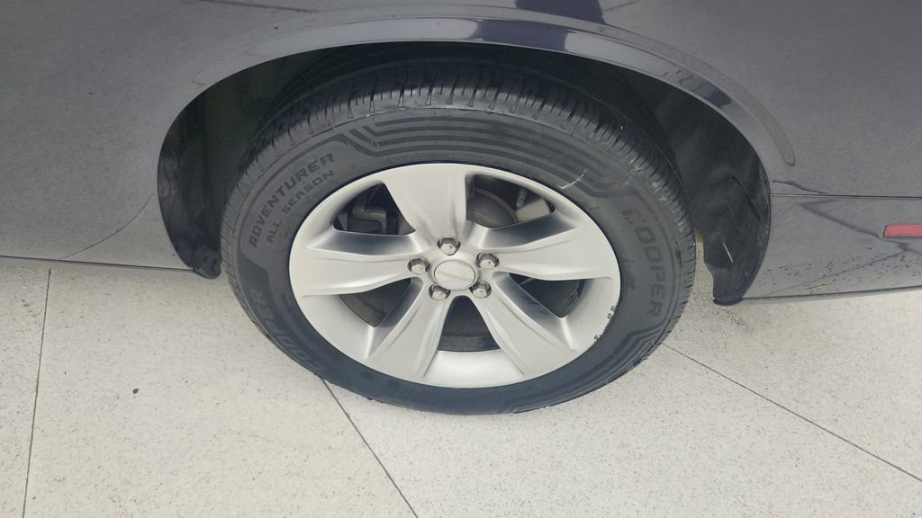 Used 2019 Dodge Challenger SXT RWD image 24