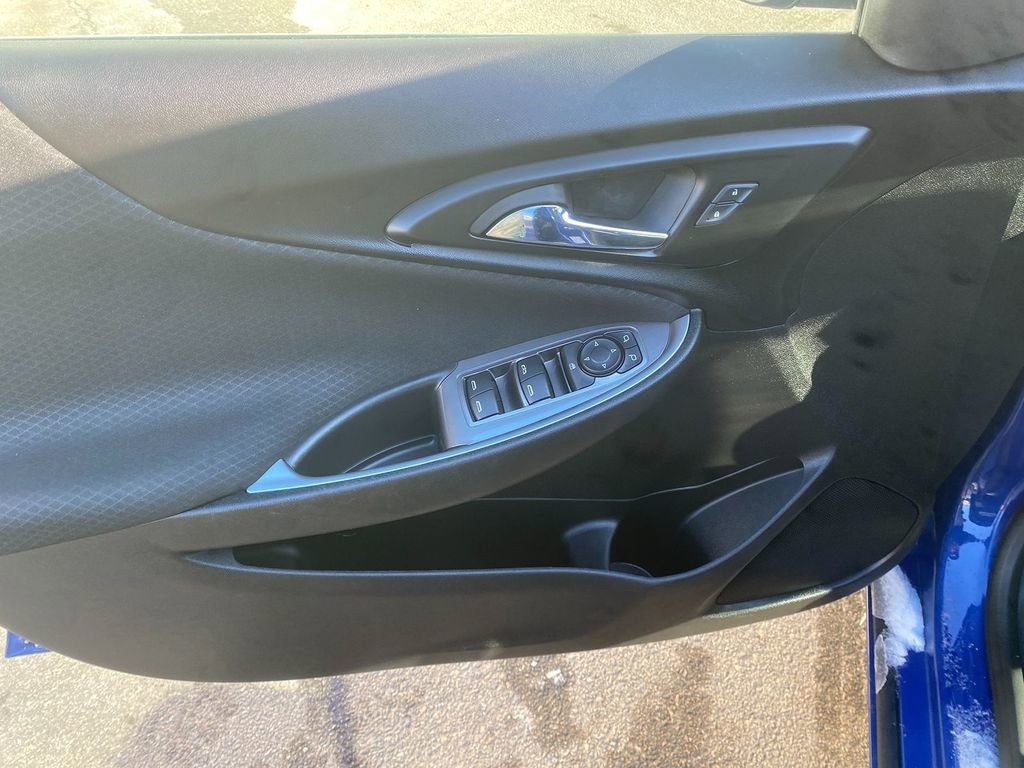 Used 2023 Chevrolet Malibu LT image 11