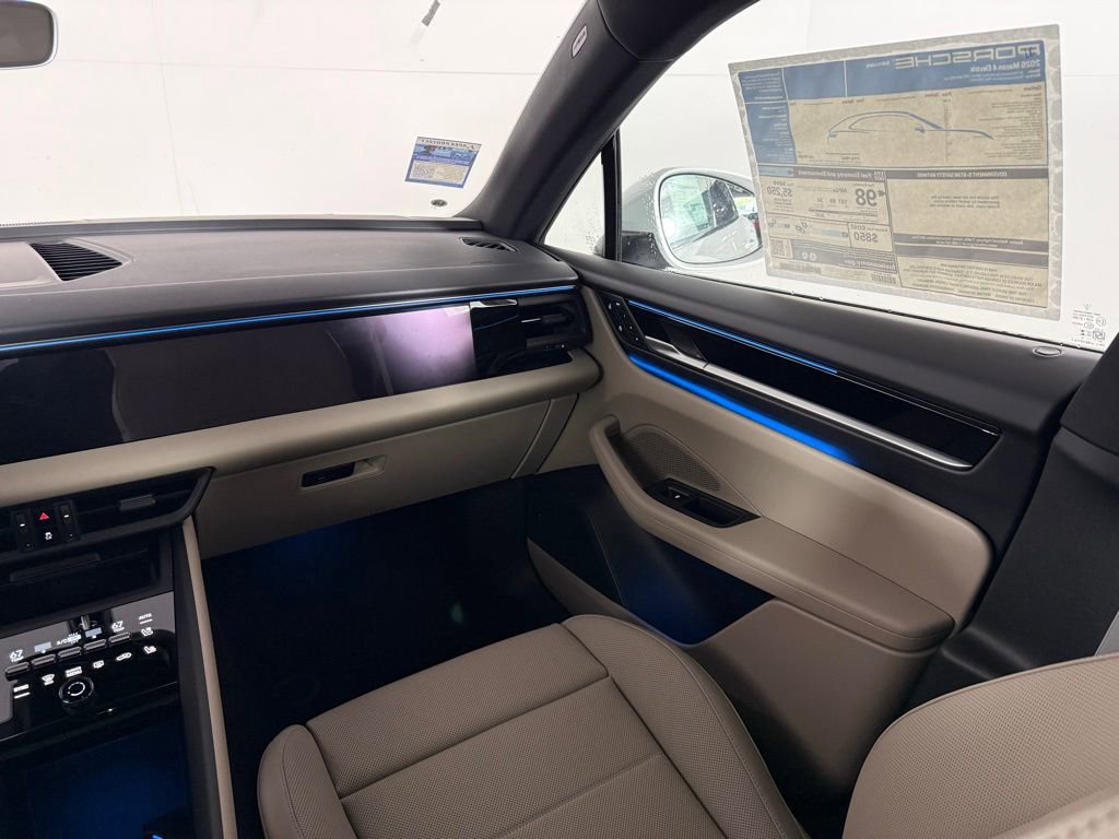 New 2025 Porsche Macan 4 Electric image 21