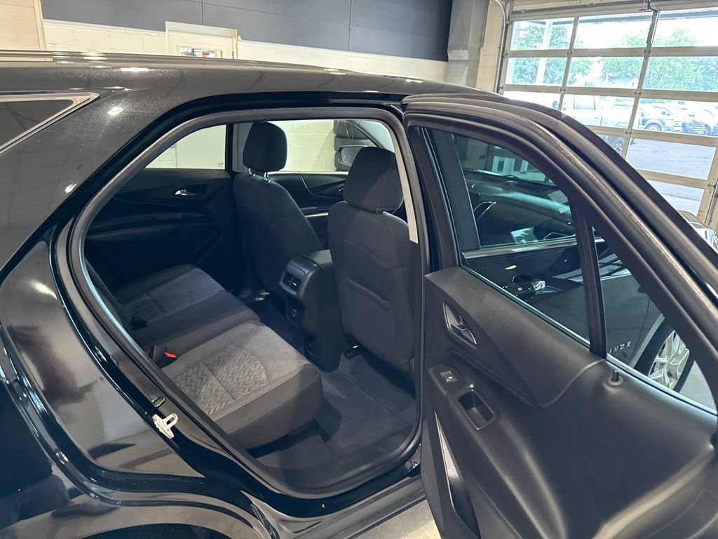 Used 2022 Chevrolet Equinox LT AWD/4WD image 14