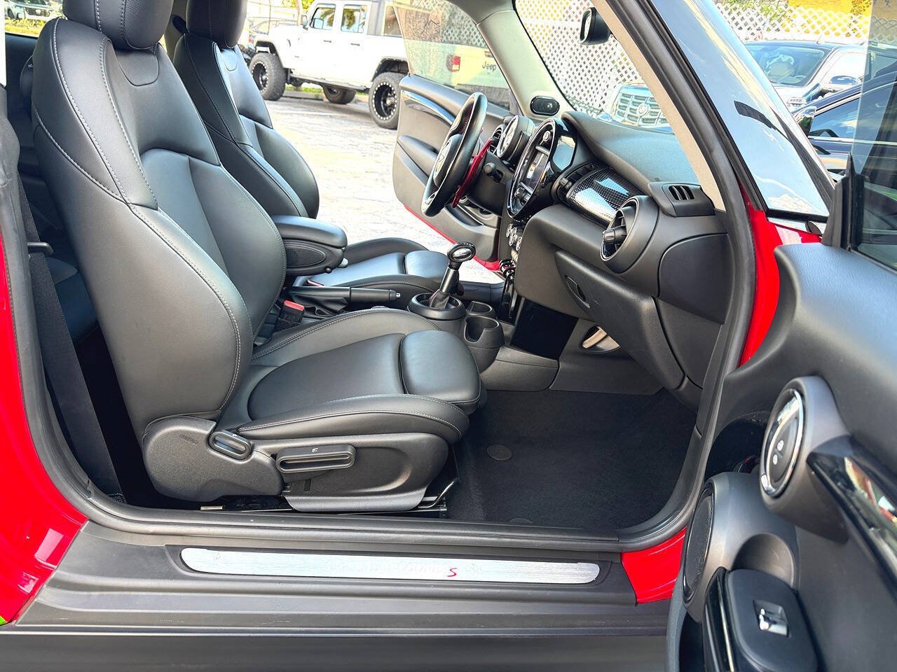 Used 2019 MINI Cooper S FWD image 28