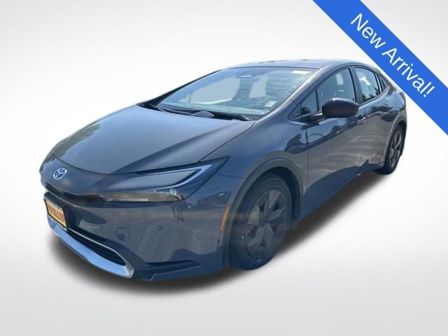 Used 2025 Toyota Prius Plug-In Hybrid FWD video 3