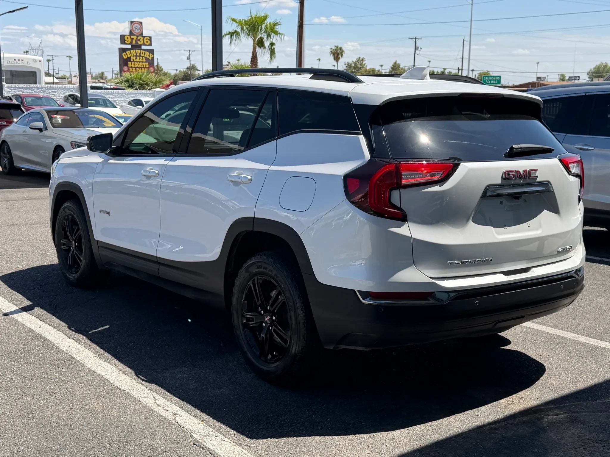 Used 2024 GMC Terrain AT4 AWD/4WD image 4