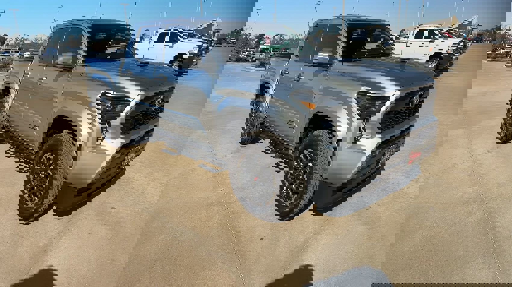 Used 2024 Toyota Tacoma TRD Sport image 3