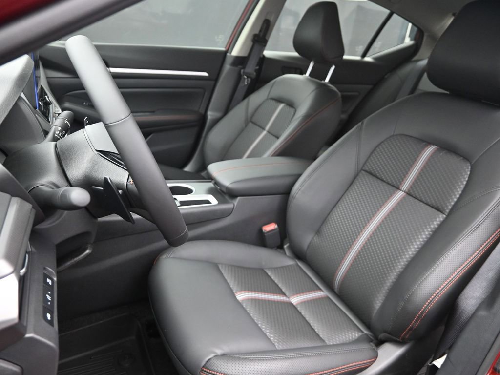 New 2026 Nissan Altima 2.5 SR image 16