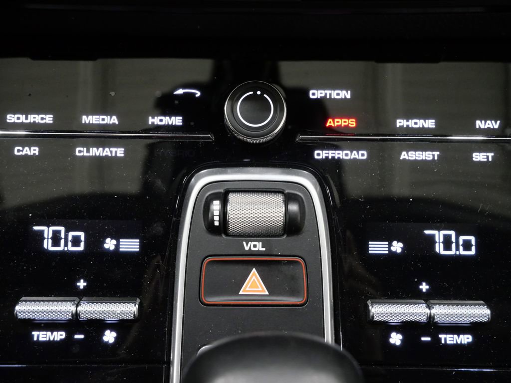 Used 2023 Porsche Cayenne S image 20