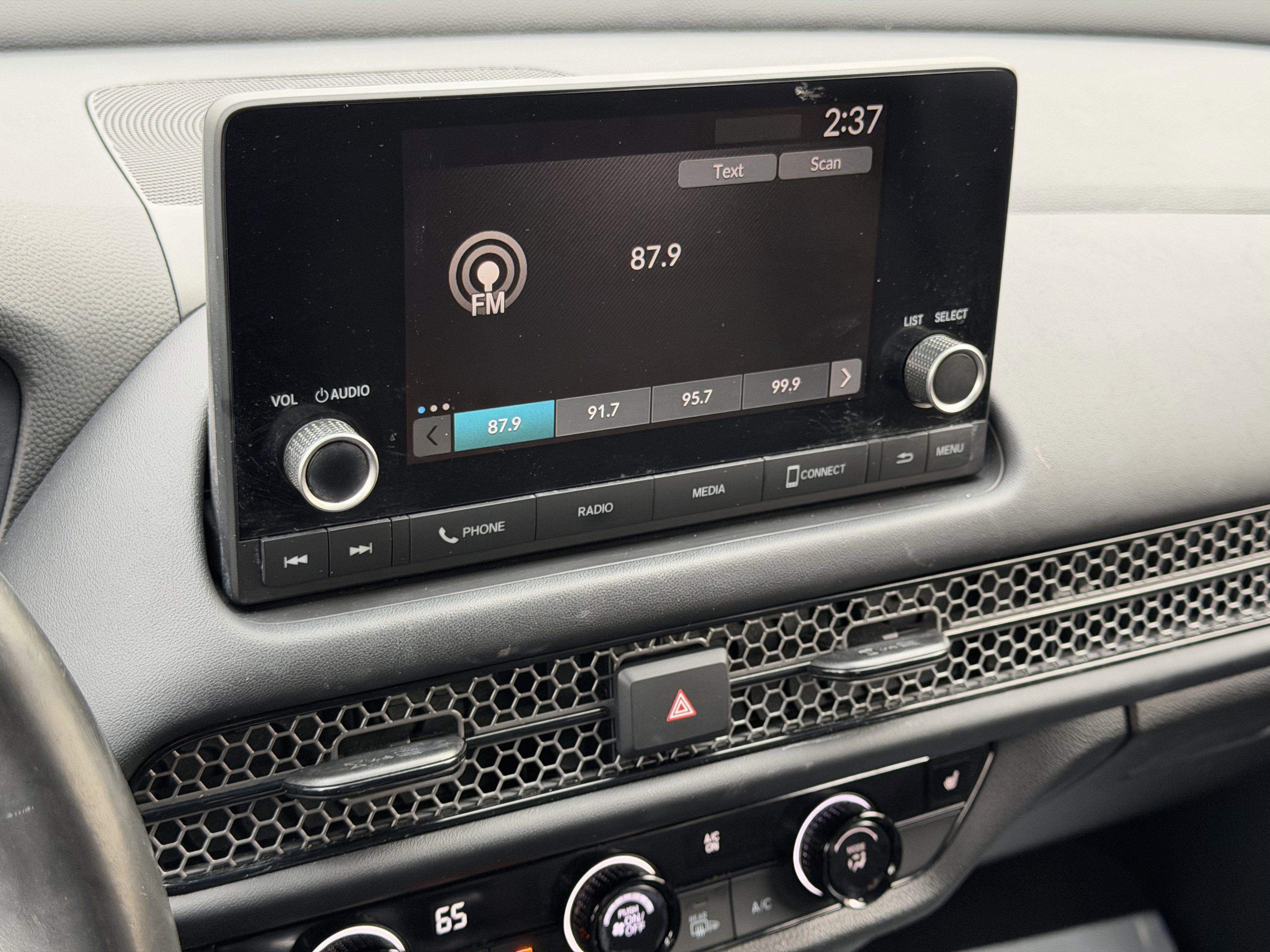 Used 2024 Honda HR-V Sport image 22