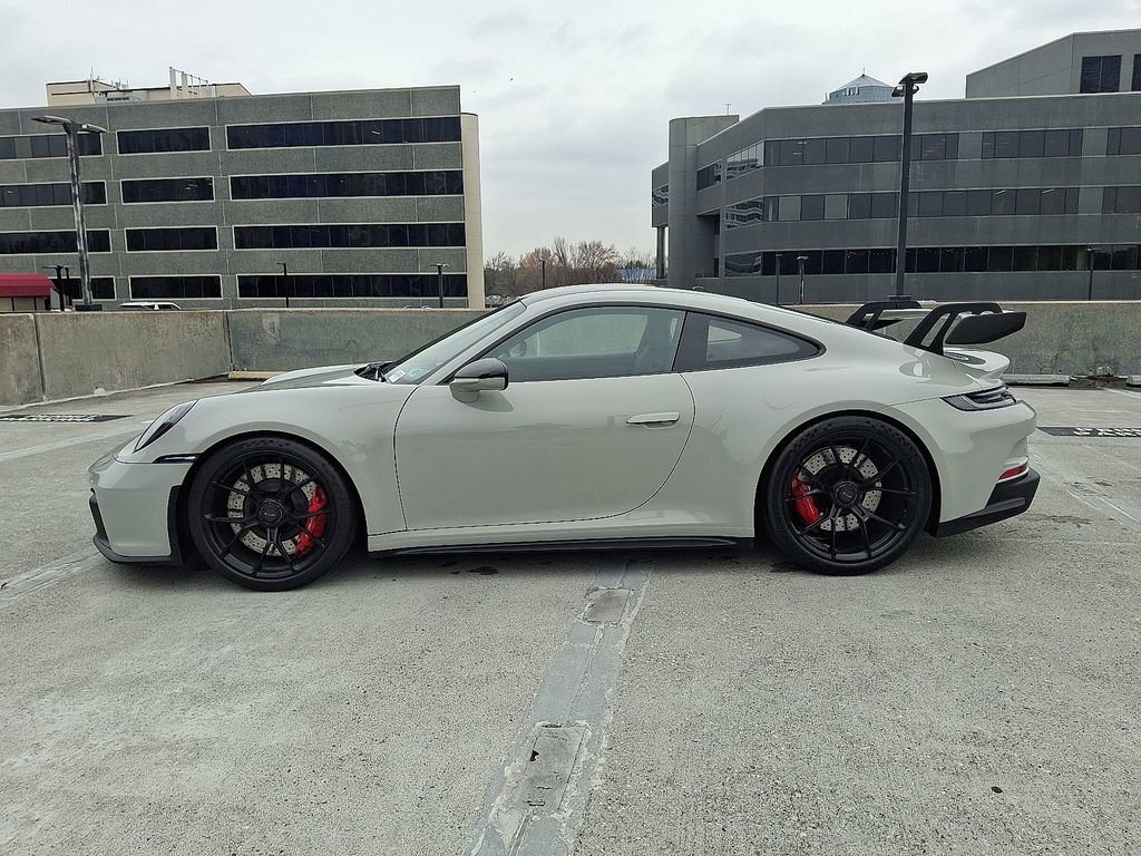 Used 2022 Porsche 911 GT3 image 2