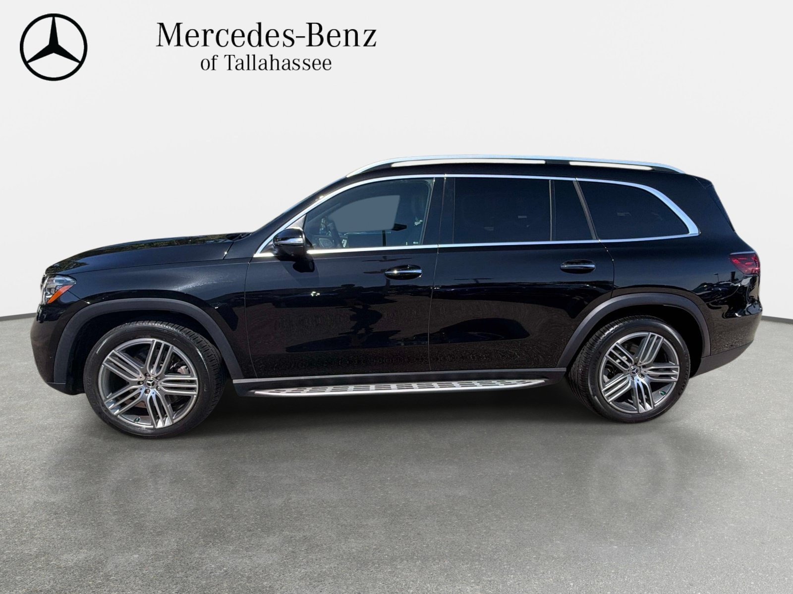 Used 2024 Mercedes-Benz GLS 450 4MATIC image 8