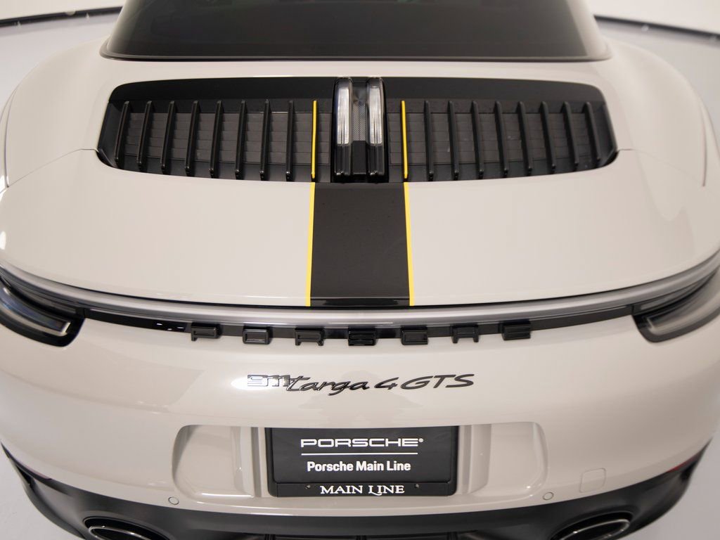 Certified 2022 Porsche 911 Targa 4 GTS AWD/4WD image 46