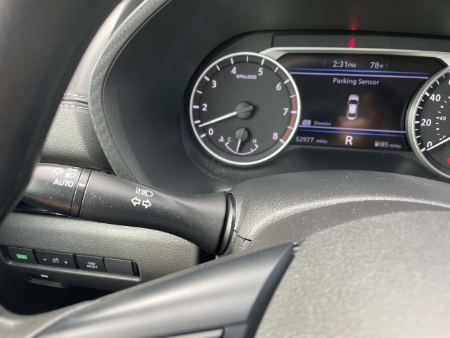 Used 2024 Nissan Sentra SV FWD image 35