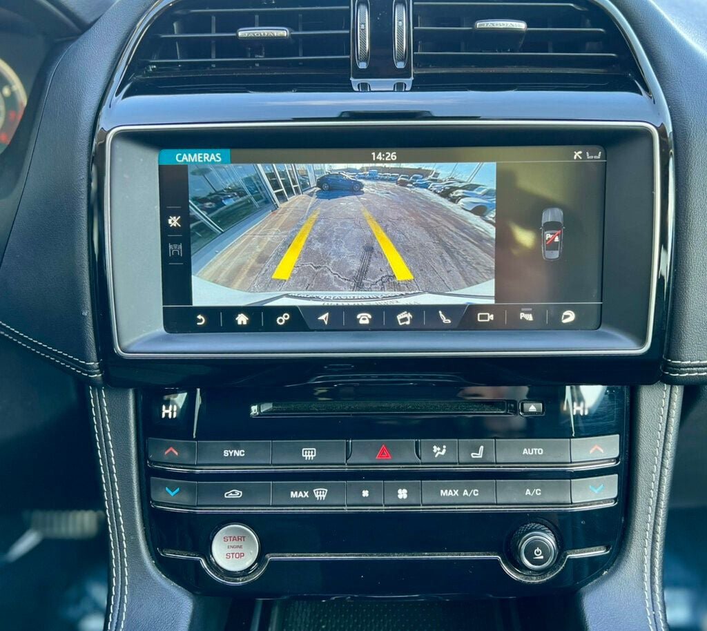 Used 2017 Jaguar F-PACE S AWD/4WD image 24