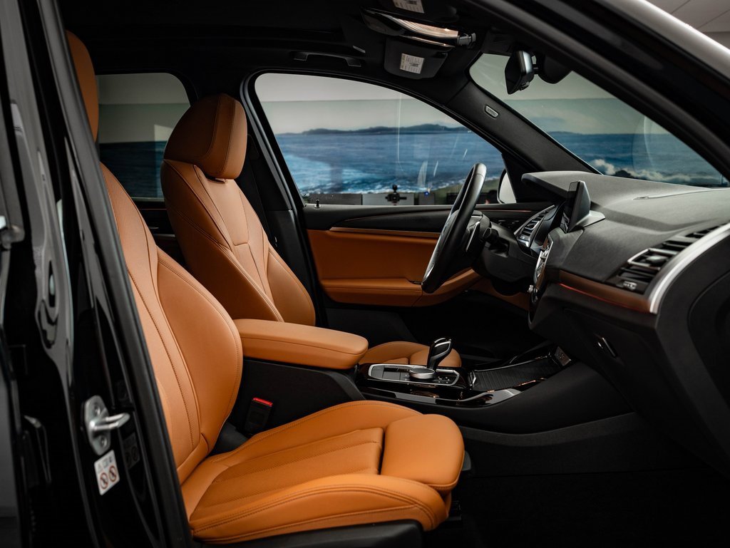 Used 2024 BMW X3 xDrive30i w/ Convenience Package w/ZPA image 24