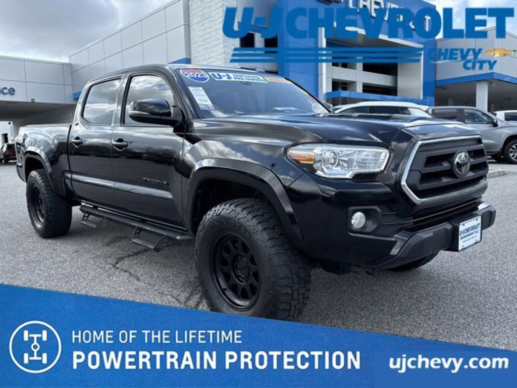 Used 2023 Toyota Tacoma SR5 w/ Technology Package AWD/4WD image 23