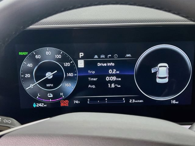 New 2026 Kia Niro Wind FWD image 12