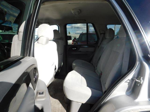Used 2008 GMC Envoy SLE image 12