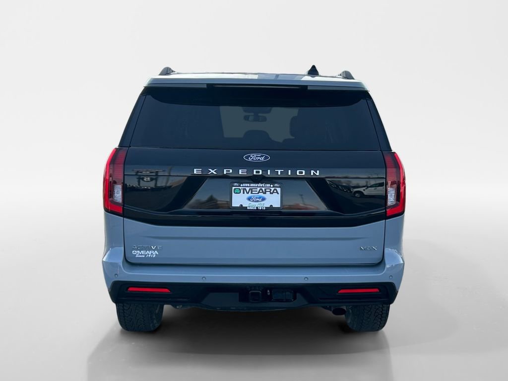 Used 2025 Ford Expedition Max Active image 5
