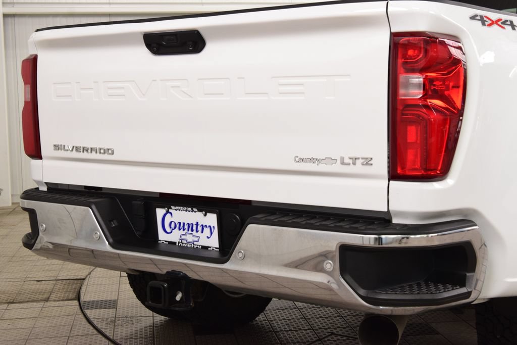 Used 2024 Chevrolet Silverado 3500 LTZ w/ LTZ Convenience Package AWD/4WD image 23