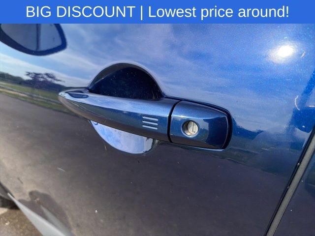 Used 2022 Nissan Pathfinder SV FWD image 23