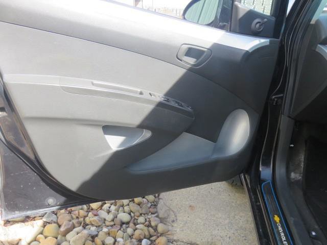 Used 2014 Chevrolet Spark LS image 9
