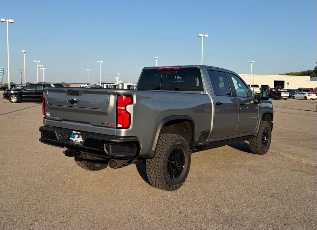 New 2026 Chevrolet Silverado 2500 ZR2 AWD/4WD image 5