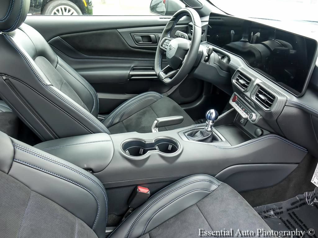 Used 2025 Ford Mustang Dark Horse RWD image 22