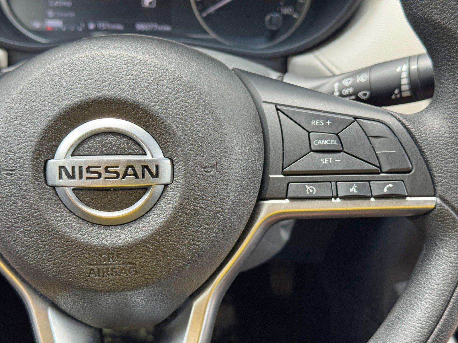 Used 2021 Nissan Versa SV FWD image 19