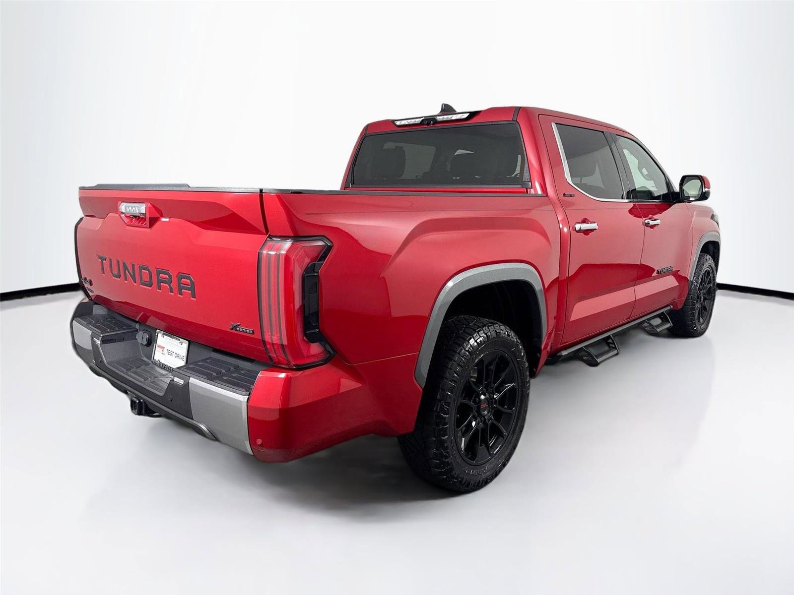Used 2023 Toyota Tundra Limited AWD/4WD image 2