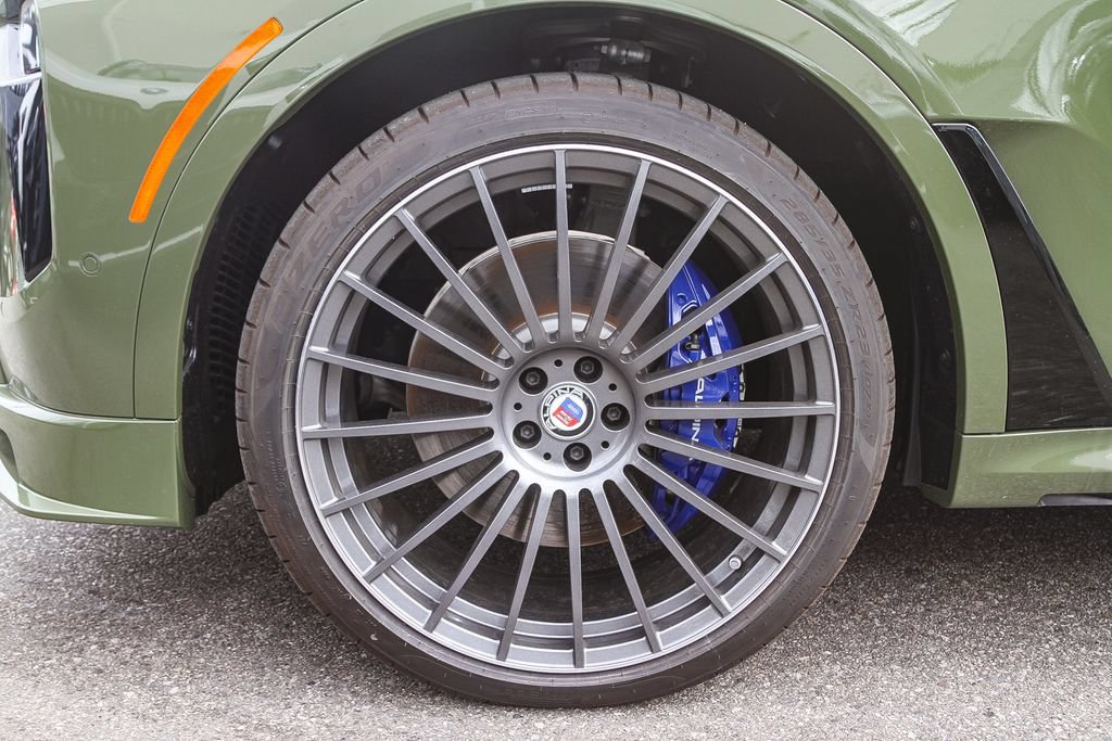 New 2026 BMW ALPINA XB7 AWD/4WD image 9
