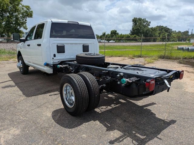 New 2026 RAM 3500 Tradesman w/ Chrome Appearance Group A AWD/4WD image 6
